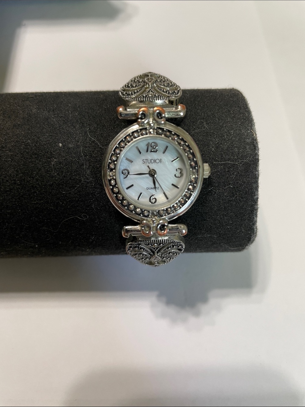 Studio17Silver Tone FiligreeFloral Bracelet,White Dial. Needs Battery. eBay $15